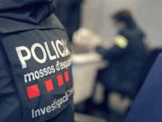 Desmantellament d’un grup criminal a Barcelona i Tarragona per tràfic de documentació il·legal
