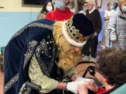El Rei Gaspar sorprèn les residències de gent gran de Sant Feliu de Llobregat