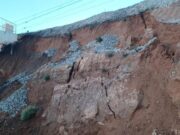 VÍDEO | Aturada crítica a la R4 per un despreniment a Sant Feliu: circulació interrompuda entre Martorell i L’Hospitalet